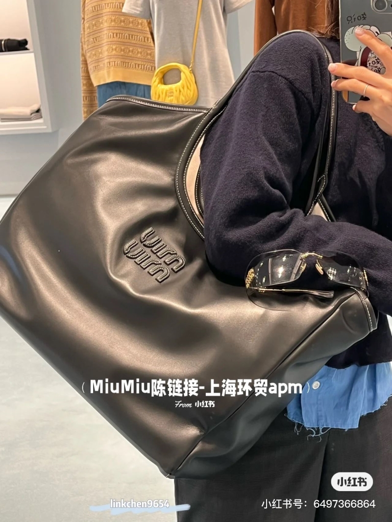 Miu Miu Tote Bags